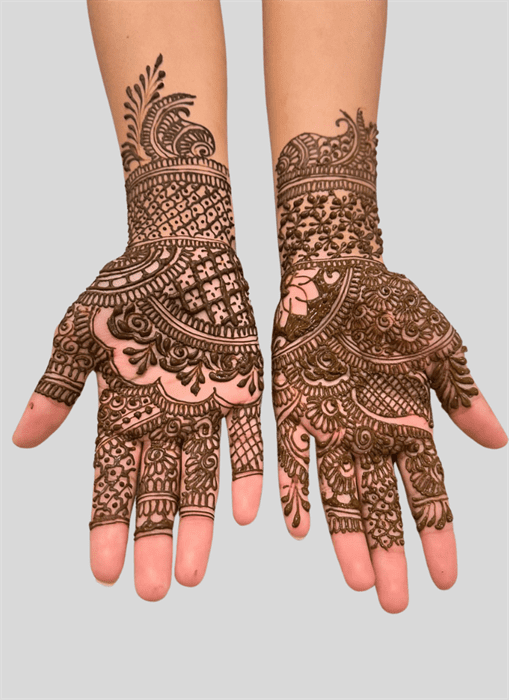 Enticing Allah Henna Design