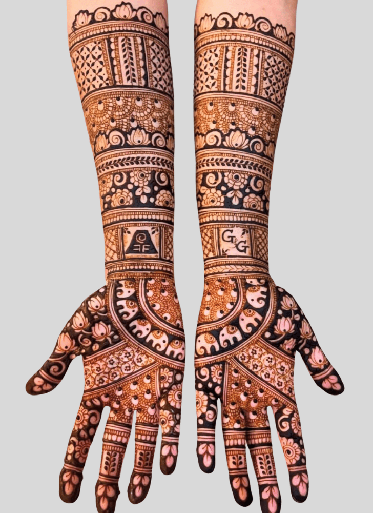Elegant Armenia Henna Design