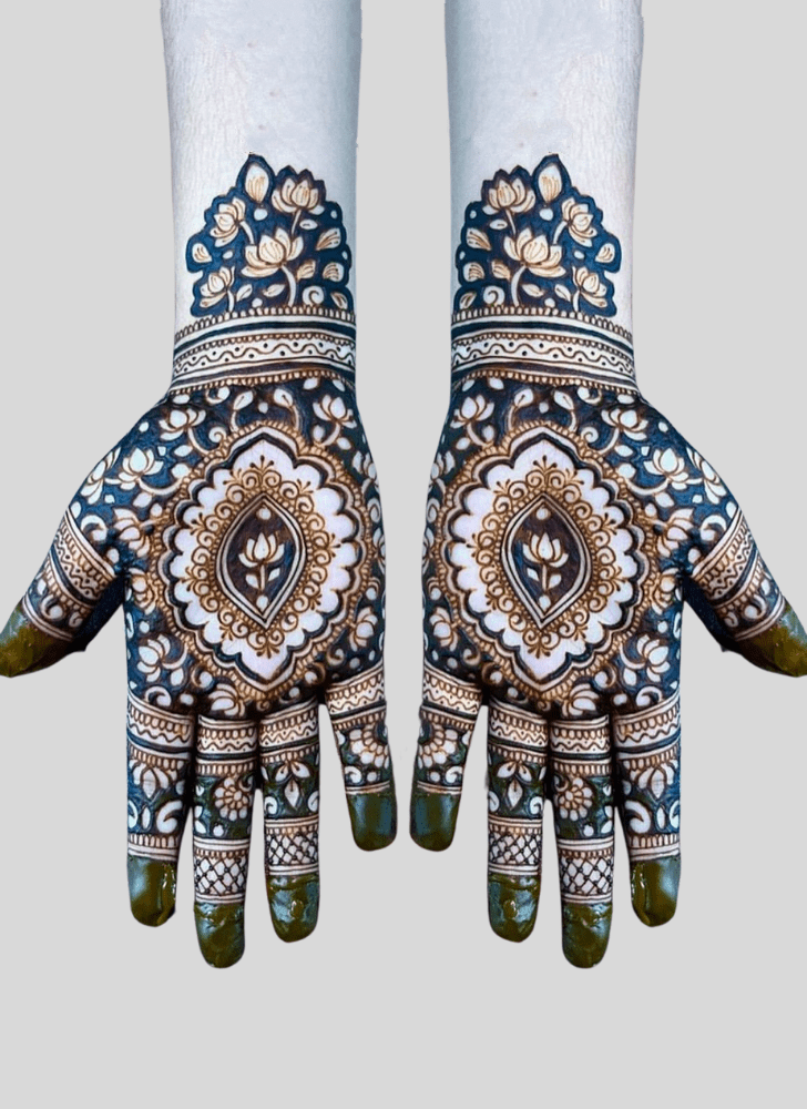 Mesmeric Celebration Henna Design