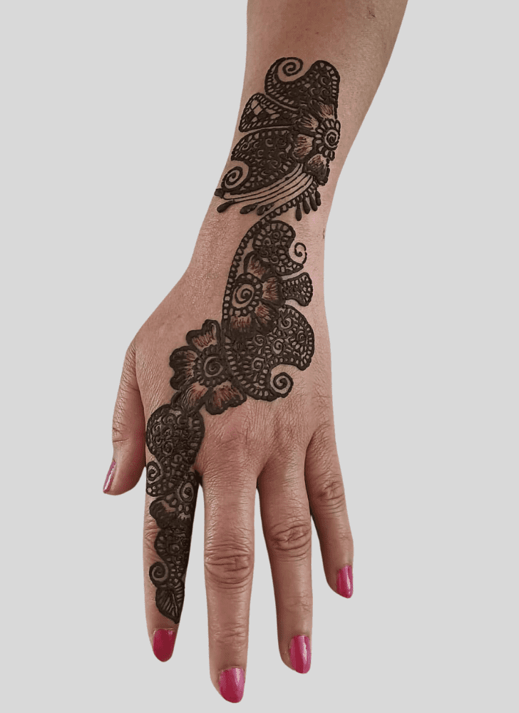Exquisite Contemporary Henna Design