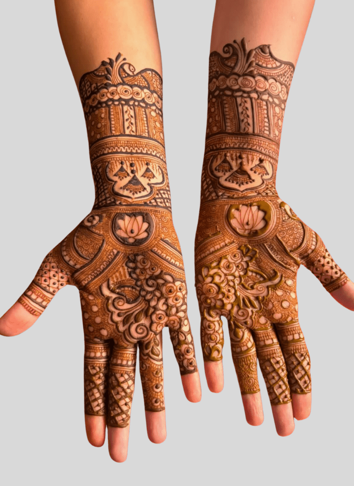Good Looking Custom Henna Design