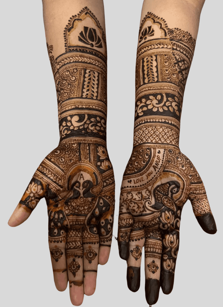 Nice Custom Henna Design