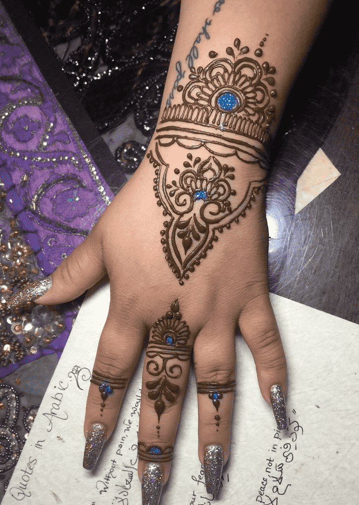 Elegant Dallas Henna Design