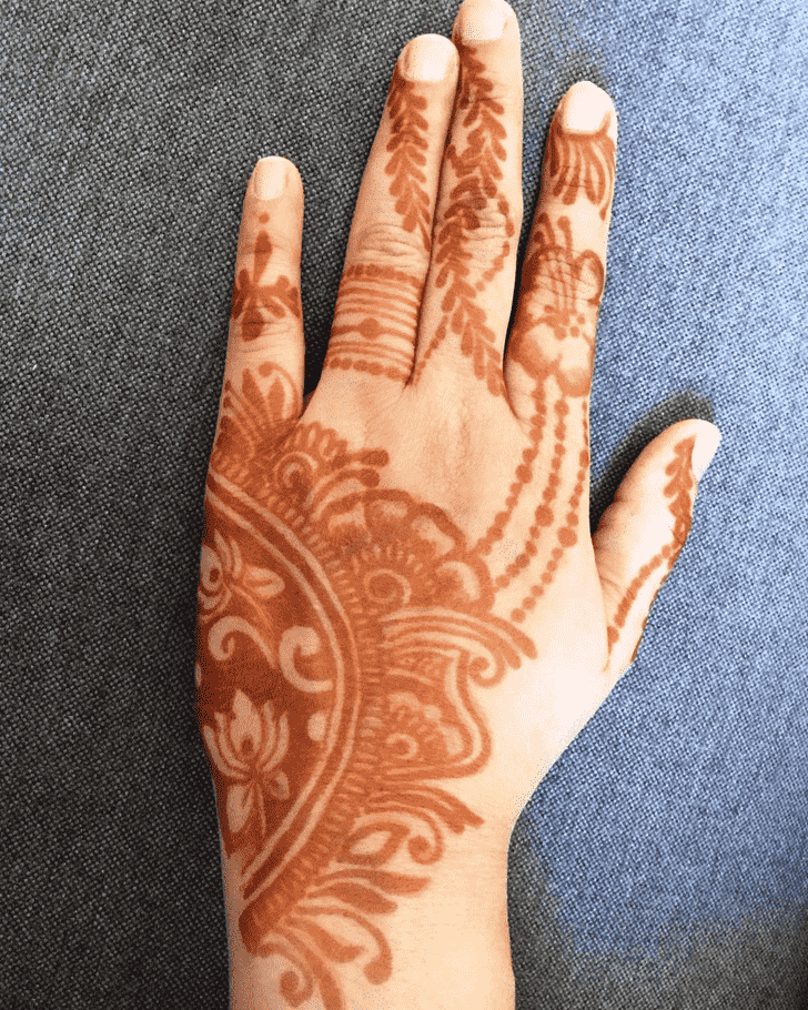Mesmeric Georgia Henna Design