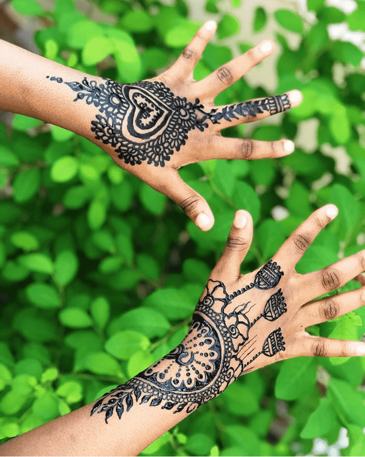Good Looking Karnataka Henna Design