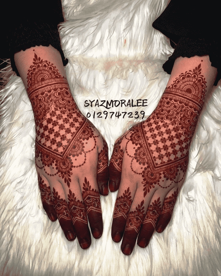 Fetching Larkana Henna Design