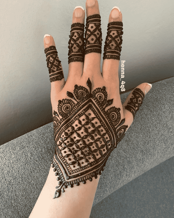 Splendid Lucknow Henna Design