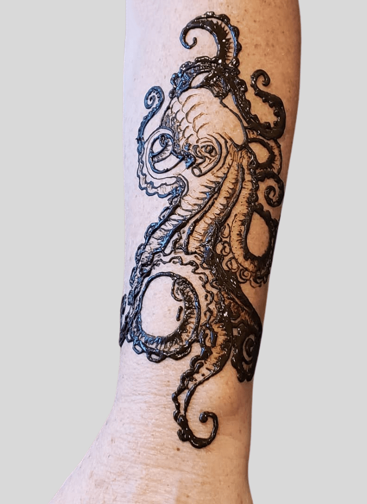 Fair Octopus Henna Design