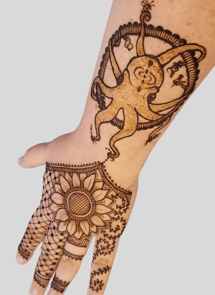 Good Looking Octopus Henna Design