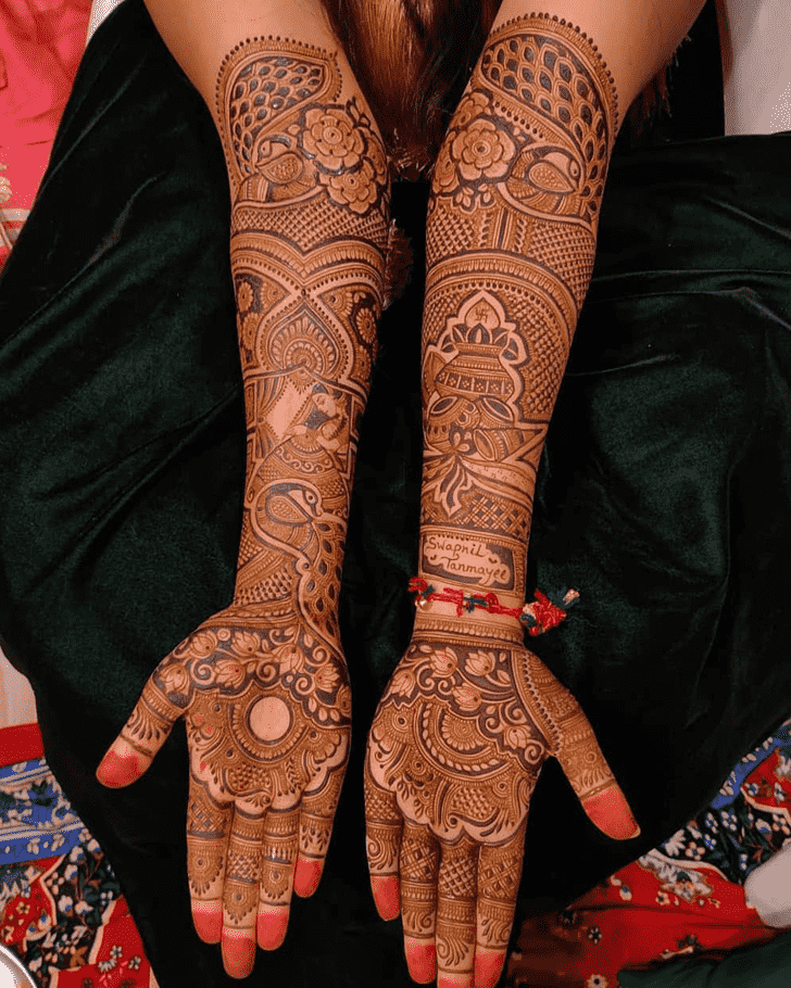 Shapely Pennsylvania Henna Design
