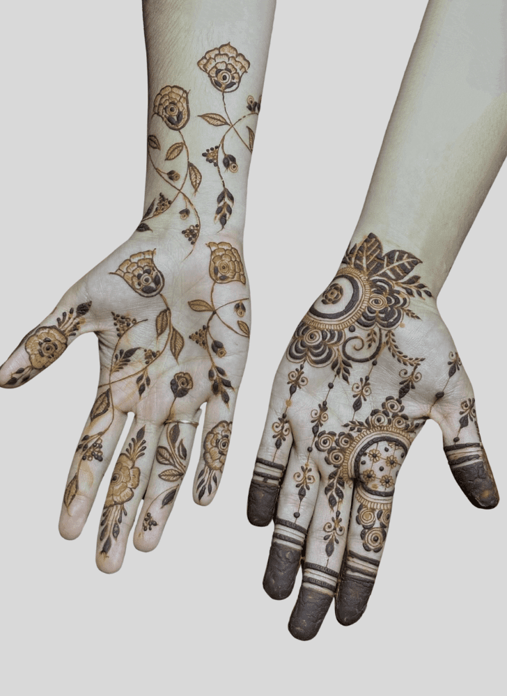 Exquisite Personalized Henna Design