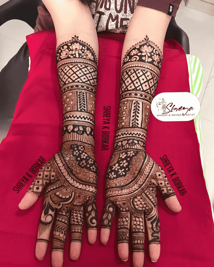 Adorable Rajshahi Henna Design