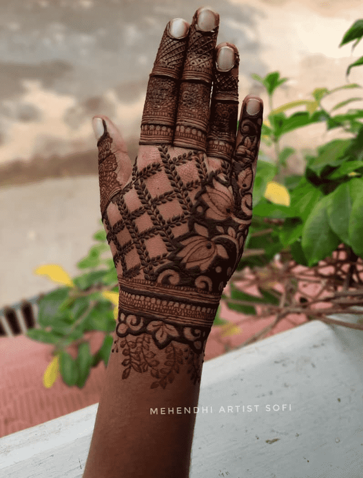 Fascinating Rajshahi Henna Design