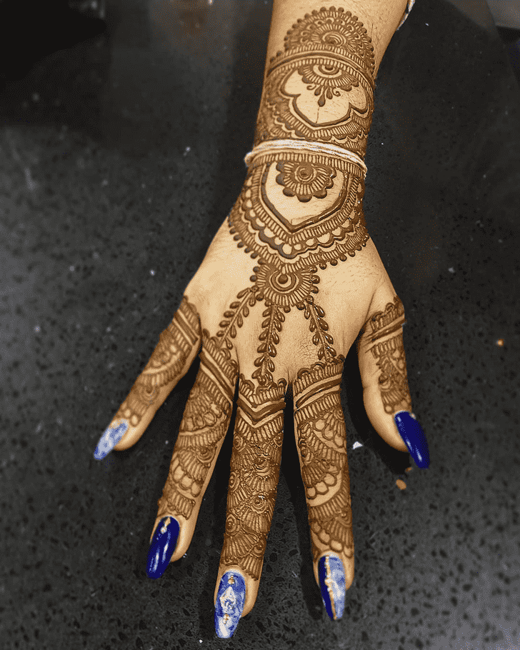 Stunning Rajshahi Henna Design