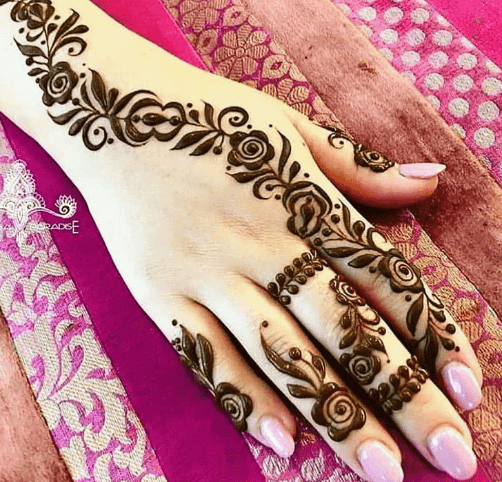 Adorable Rishikesh Henna Design