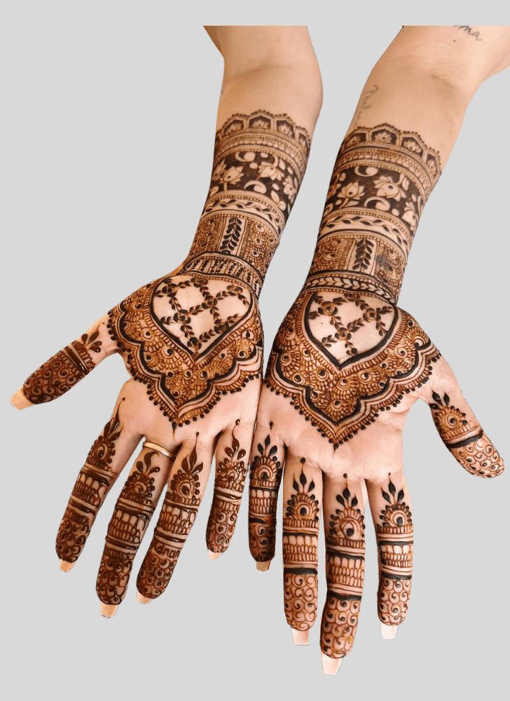 Enthralling Trendy Henna Design