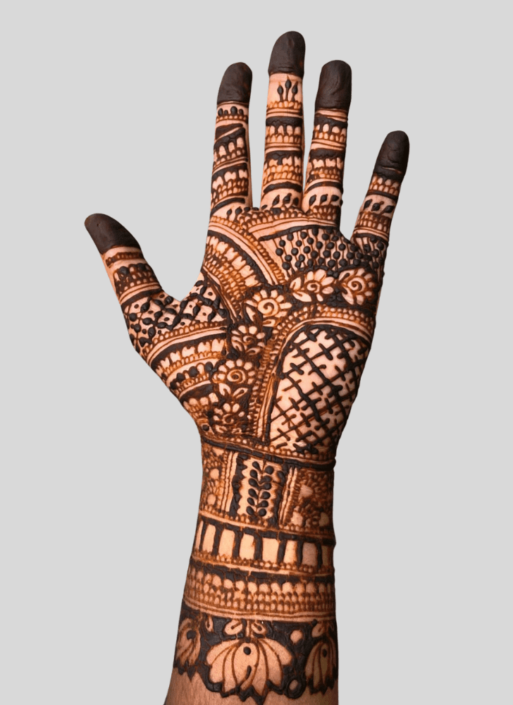 Enticing Trendy Henna Design