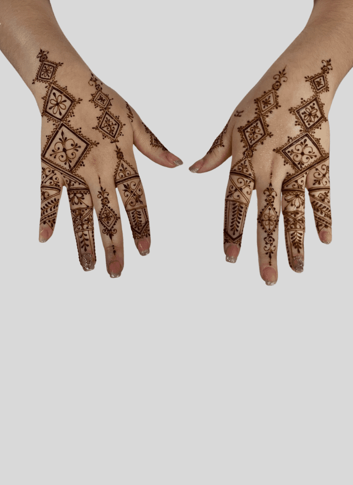 Mesmeric Trendy Henna Design