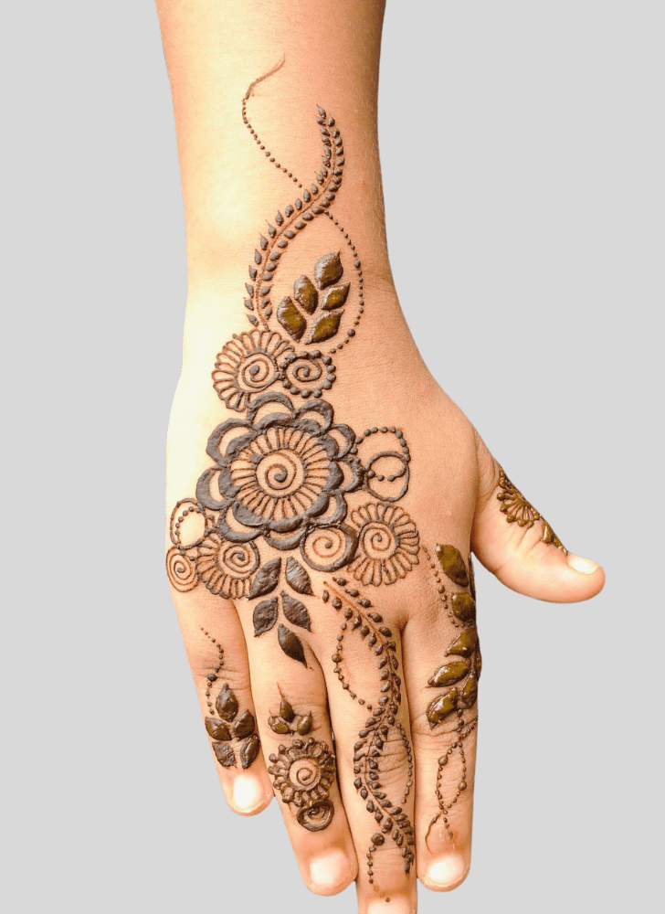 Splendid Trendy Henna Design