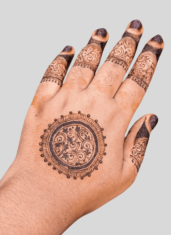 Stunning Urban Henna Design