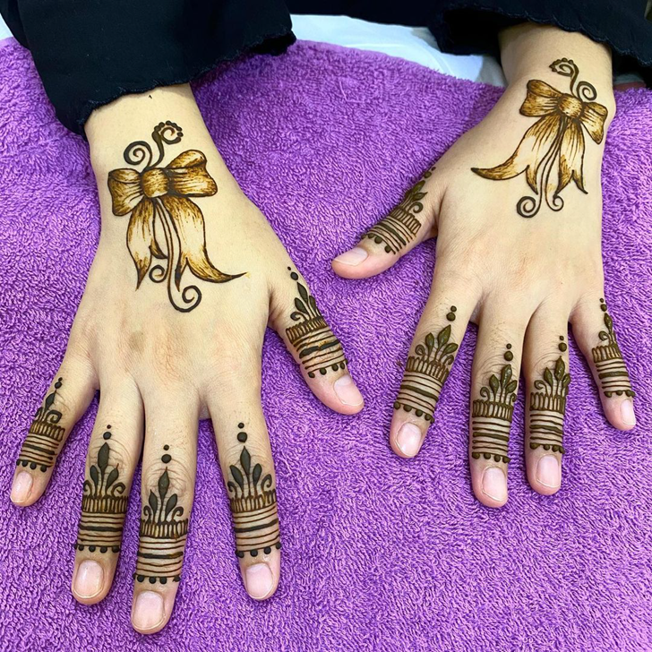 Refined Abu Dhabi Henna Design