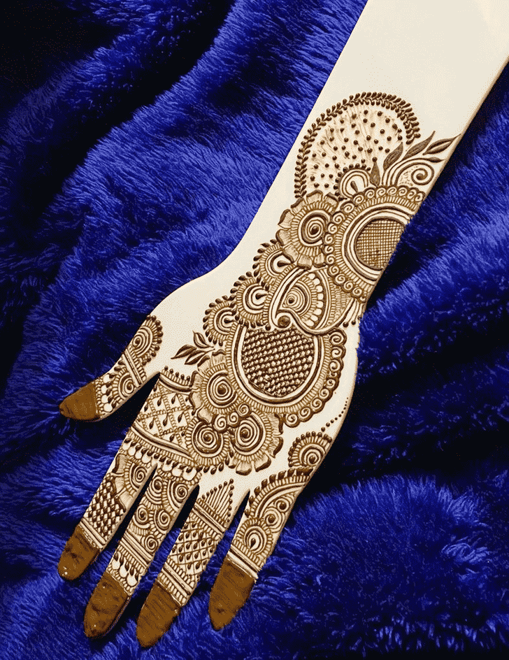 Inviting Adorable Henna design