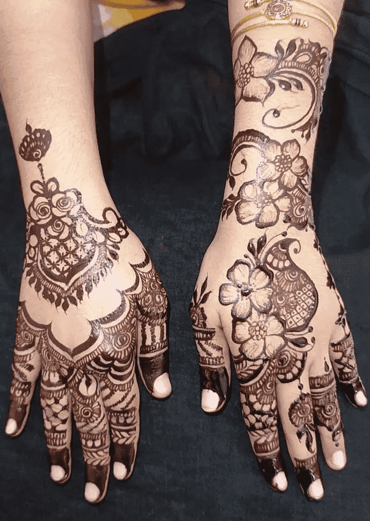 Angelic Adult Henna Design