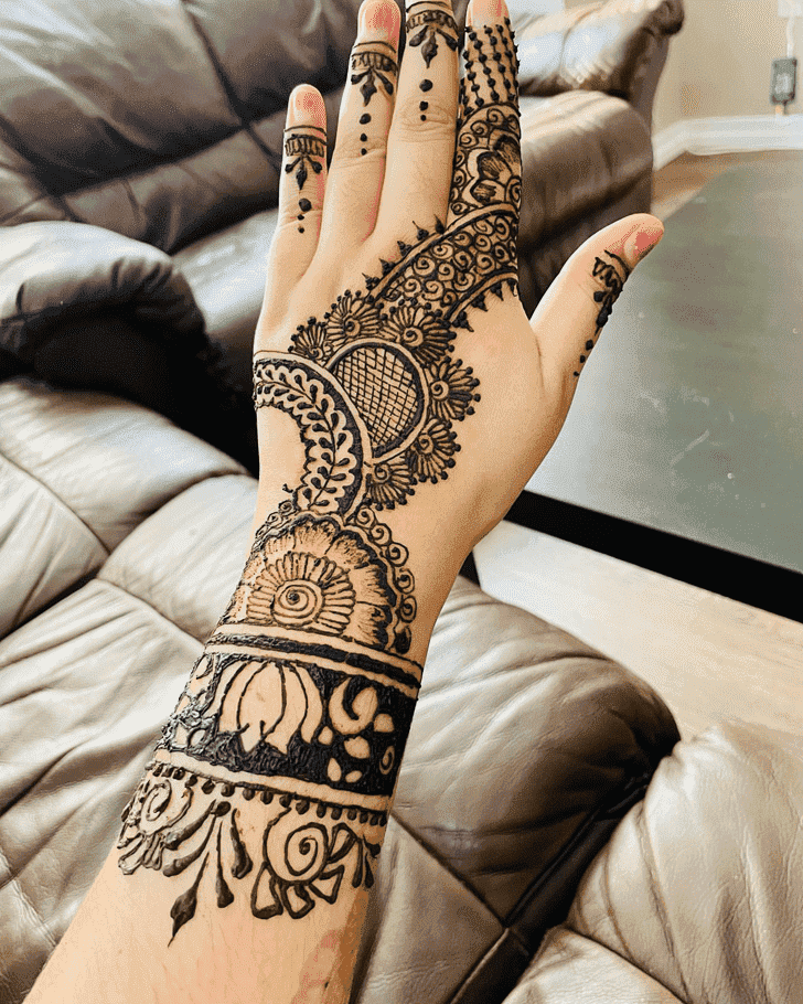 Classy Adult Henna Design