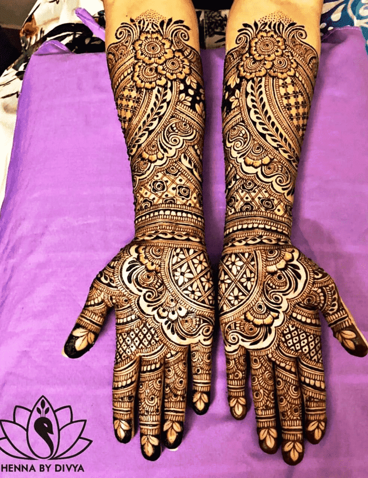 Good Looking Adult Henna Design