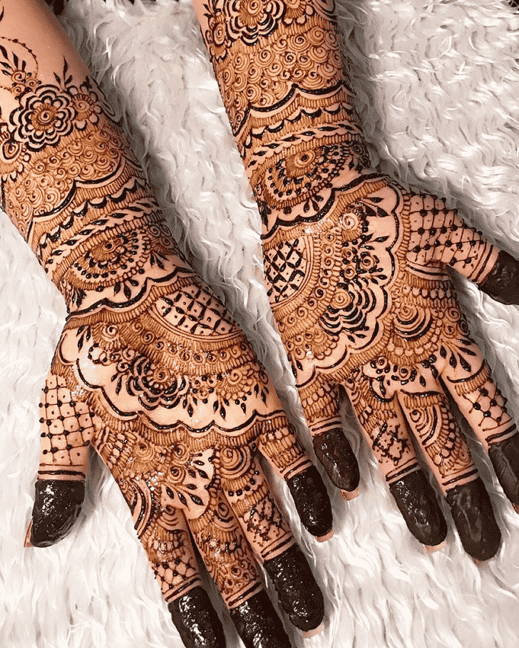 Exquisite Agra Henna Design