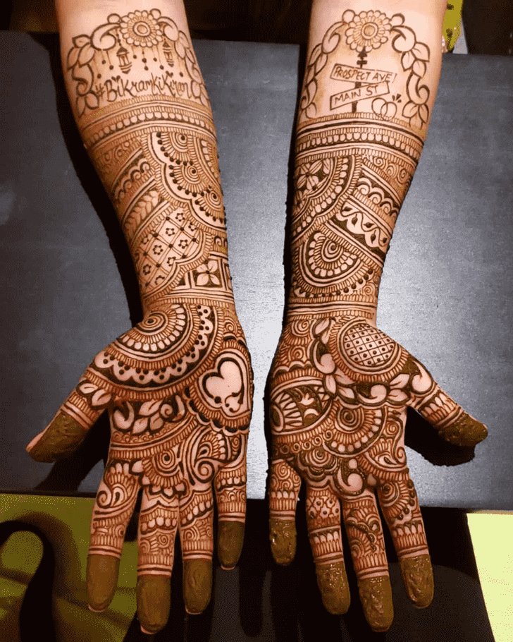 Refined Al Ain Henna Design