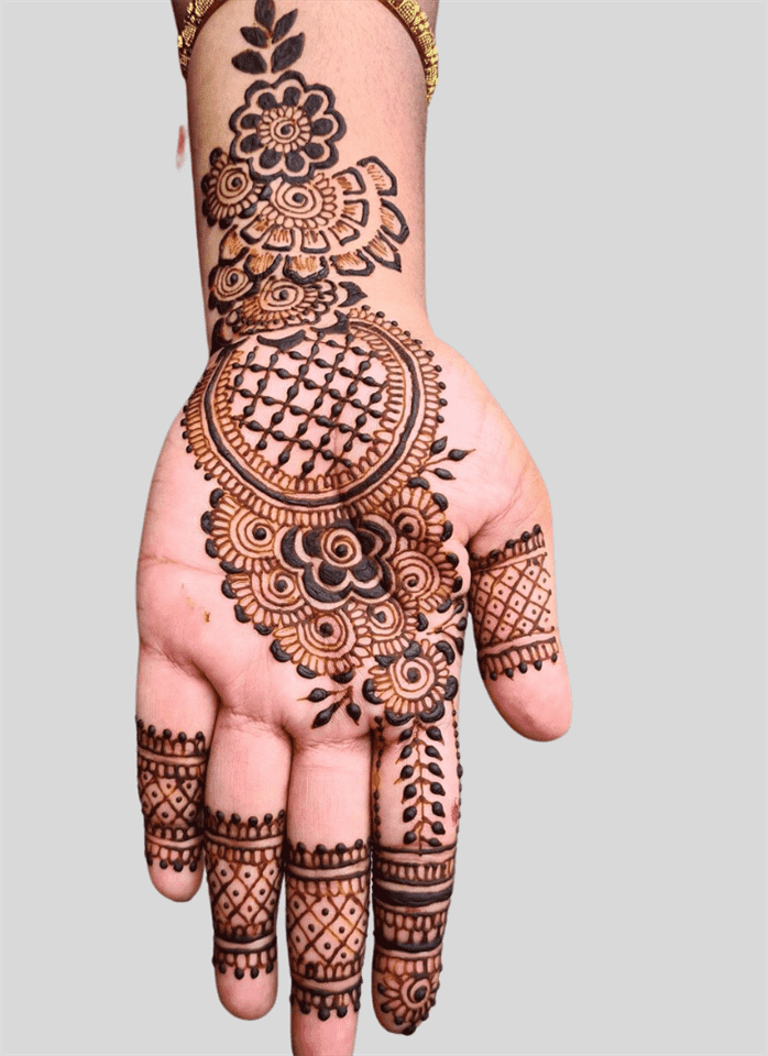 Resplendent Albania Henna Design