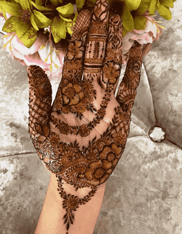 Dazzling Allahabad Henna Design