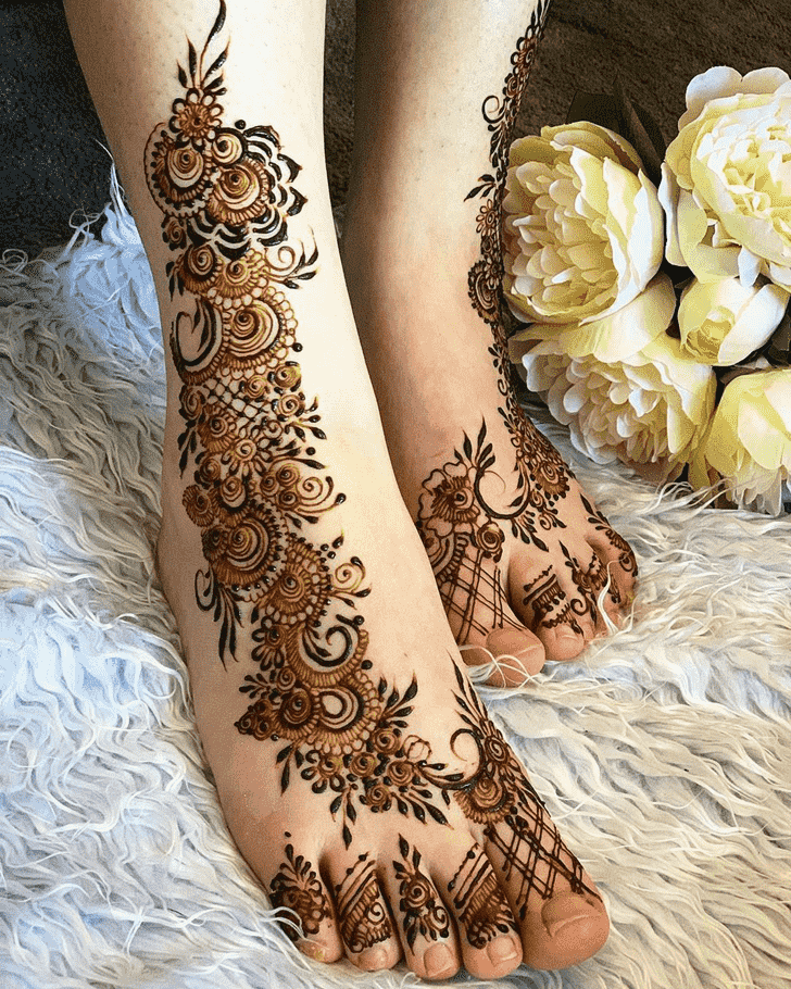 Ideal Allahabad Henna Design