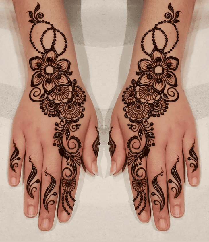 Adorable Alluring Henna Design