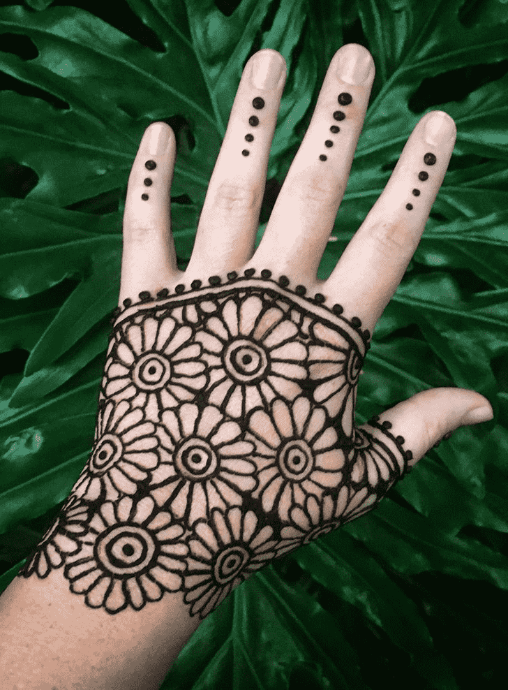 Bewitching American Henna Design