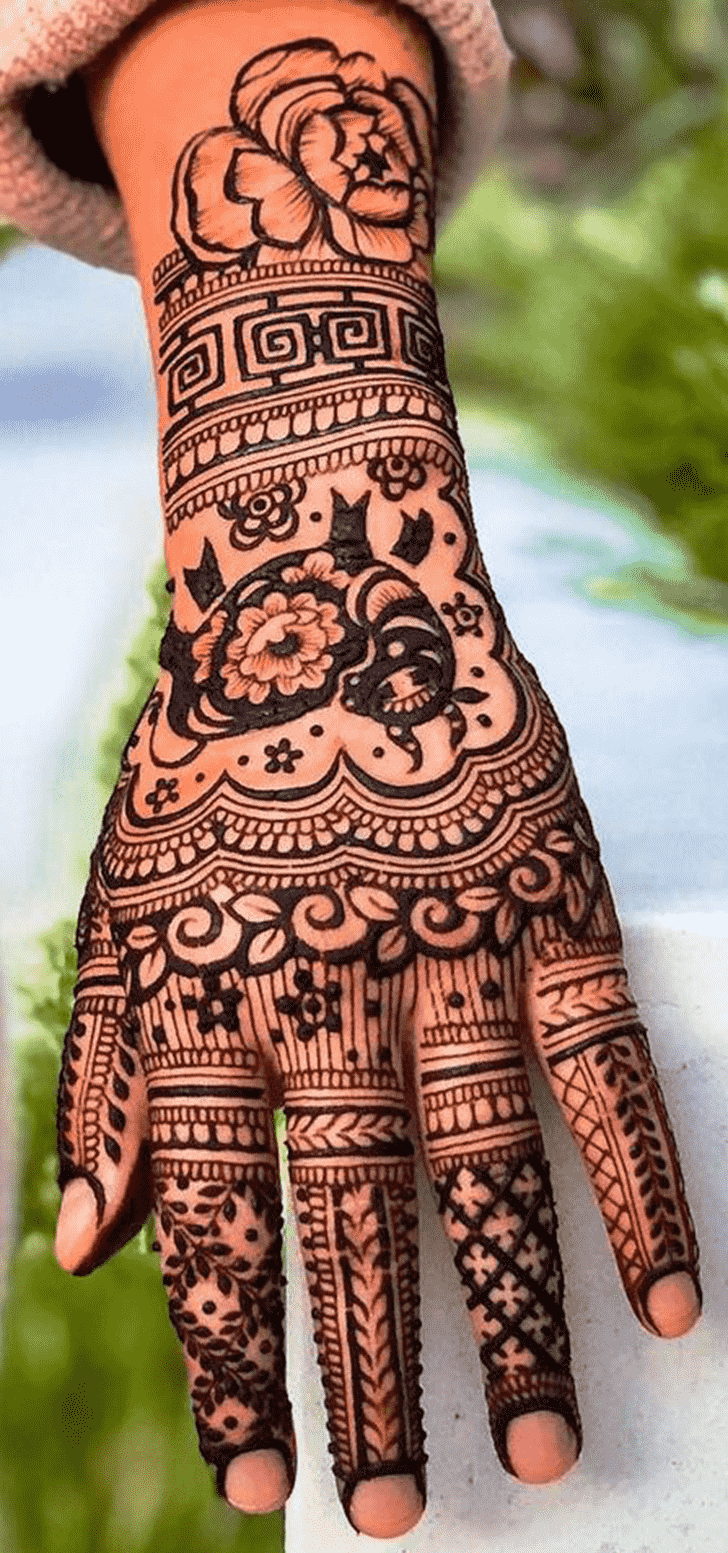 Grand Animal Henna Design