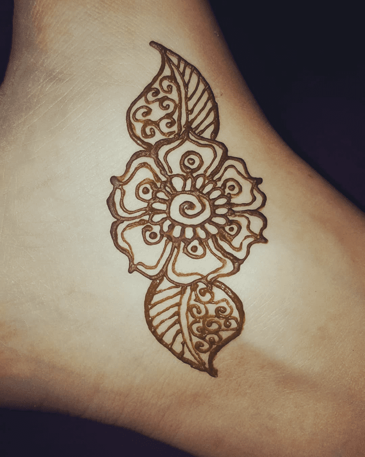 Fine Looking Ankle Henna Design