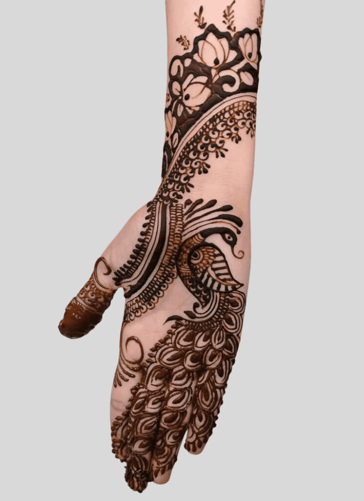 Classy Artistic Henna Design