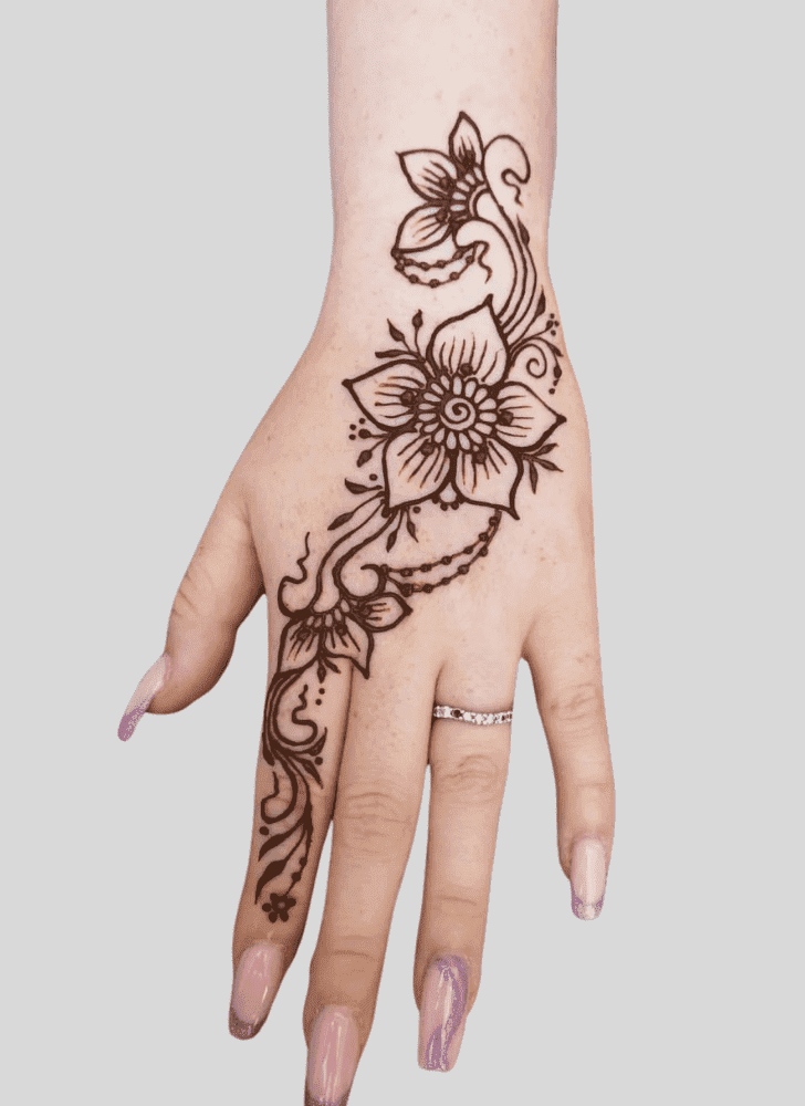 Delightful Artistic Henna Design