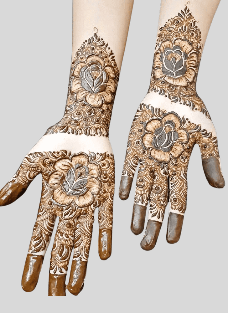 Magnetic Artistic Henna Design