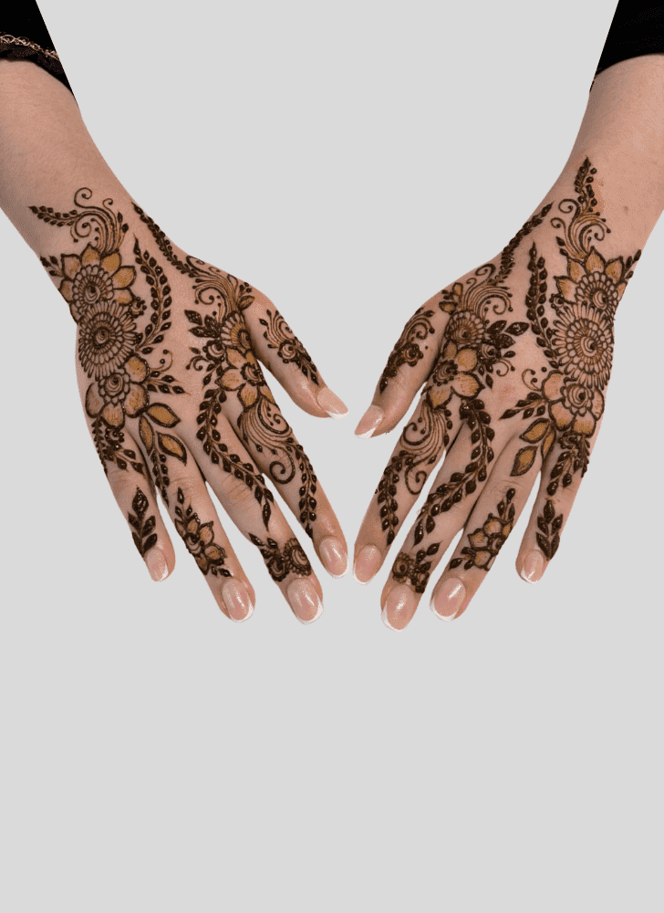 Ravishing Artistic Henna Design