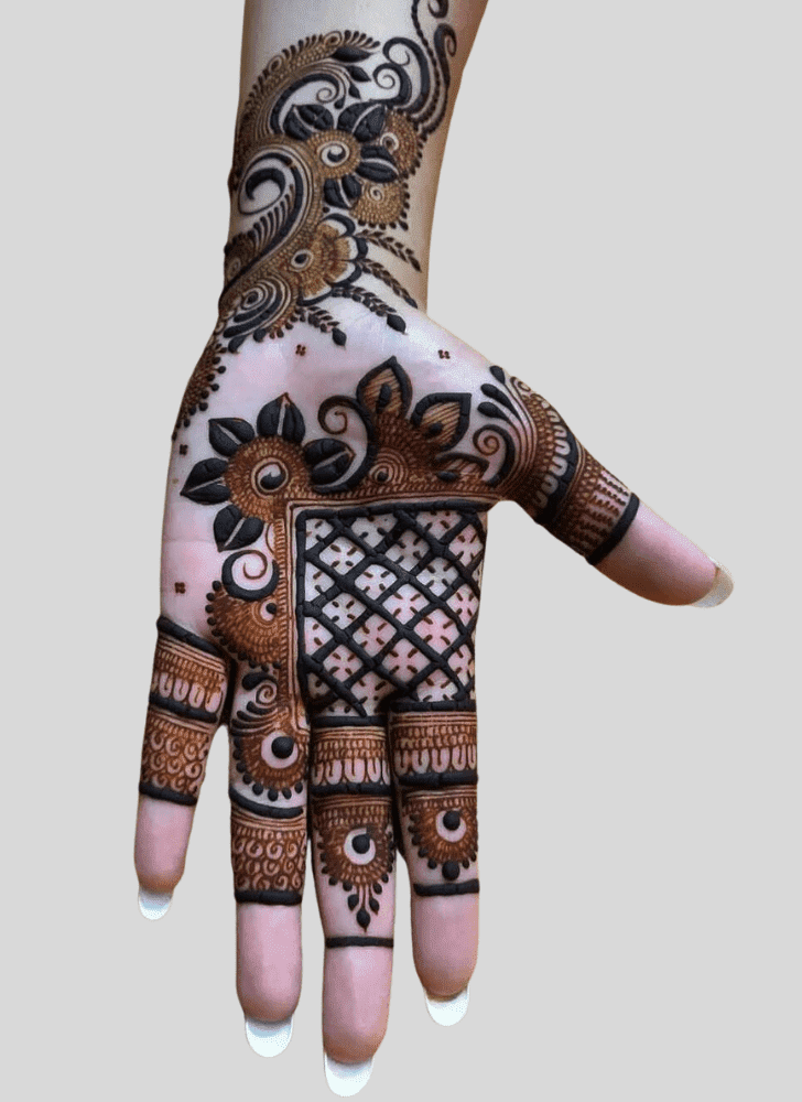 Classy Artists Henna Design