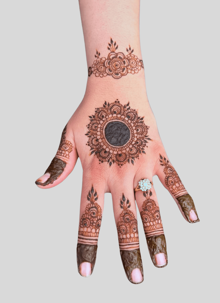 Ideal Artists Henna Design