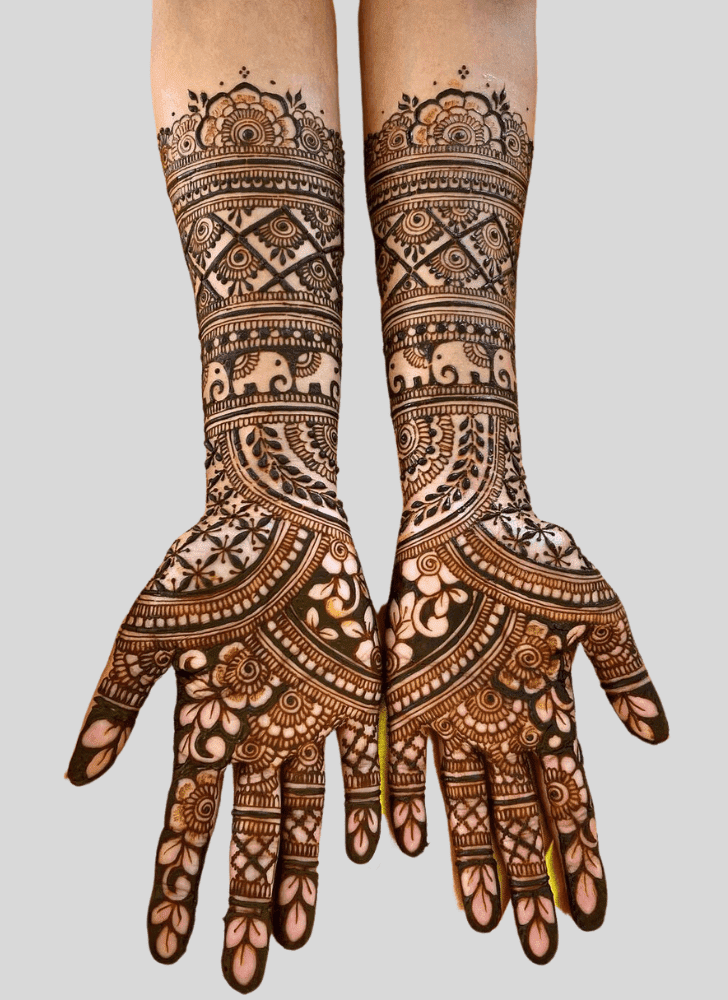 Resplendent Artists Henna Design