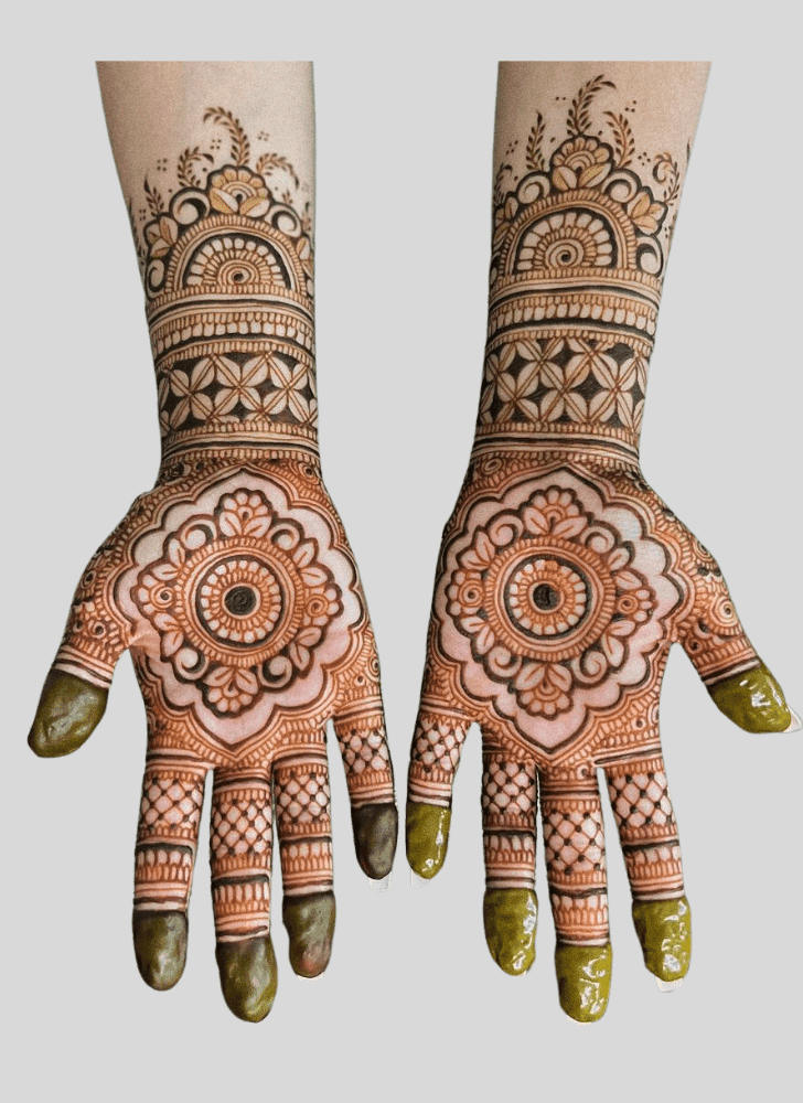 Stunning Artists Henna Design