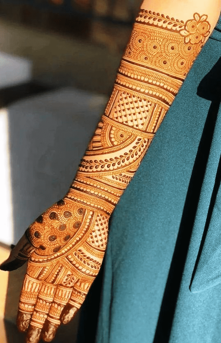 Lovely Attractive Mehndi Design