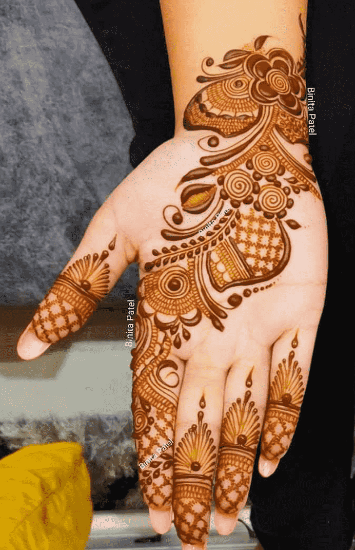 Gorgeous Austria Henna Design