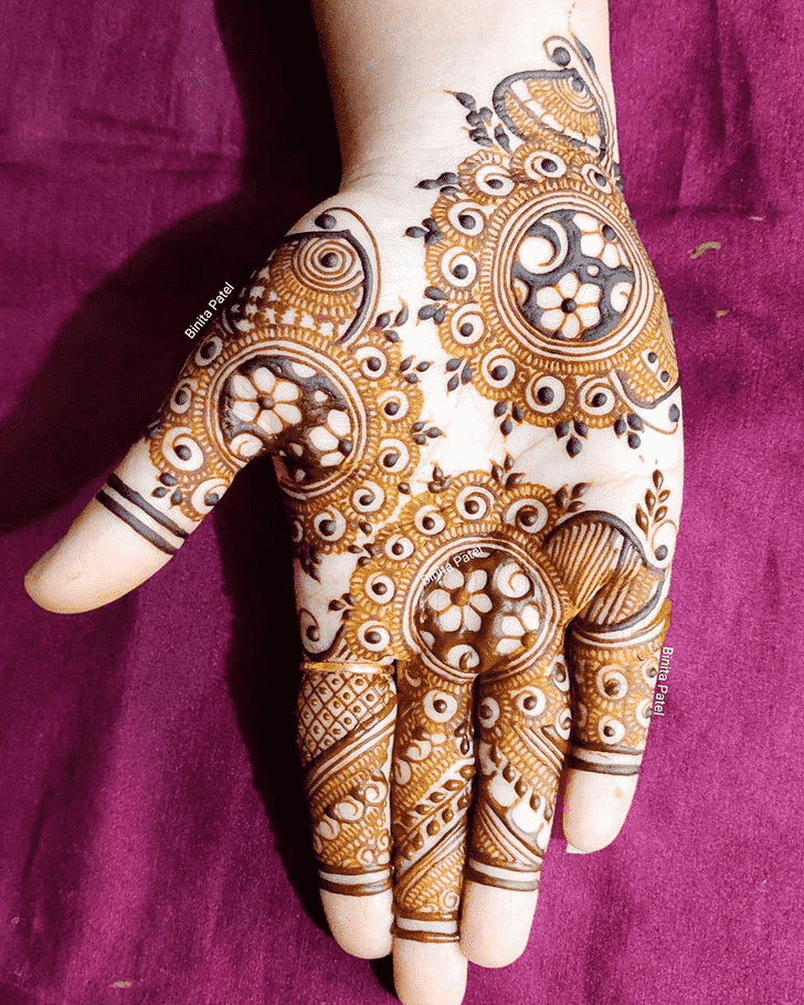 Lovely Austria Mehndi Design