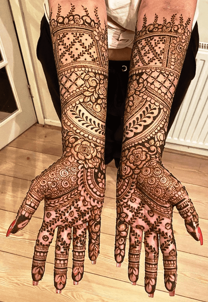 Delicate Awesome Henna Design